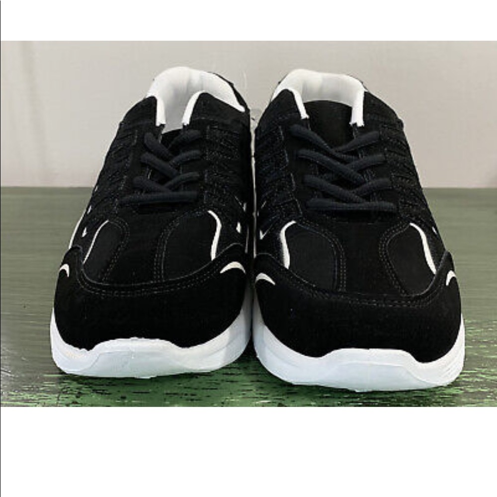 🆕 Revolution Black & White Sneakers